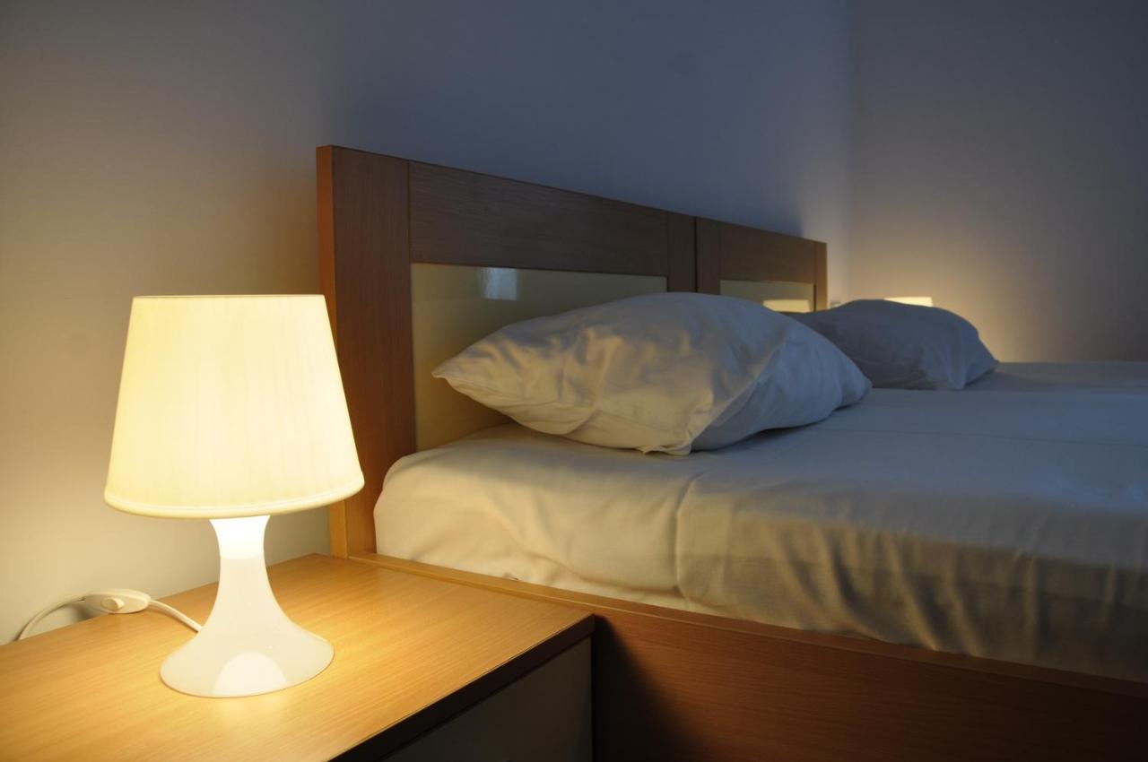Manea Orsova Hotell Eksteriør bilde